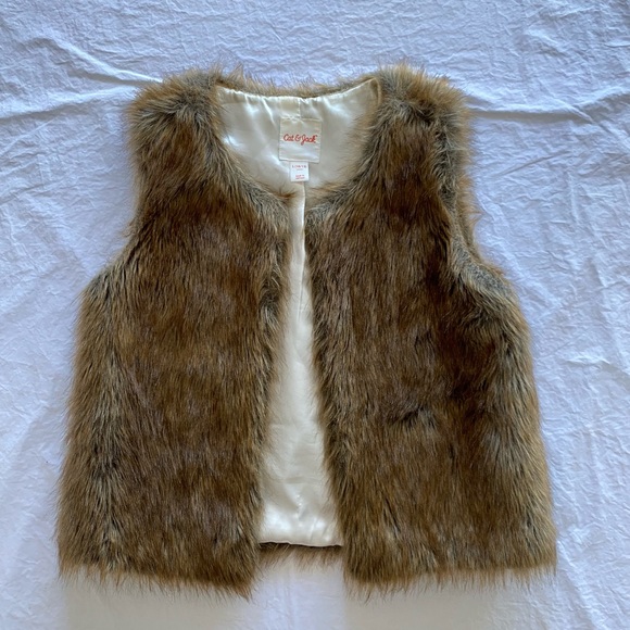Cat & Jack - Little Kid Brown Faux Fur Vest - Picture 3 of 12